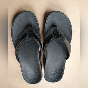 Vionic 380 High Tide Sandals Sz US 8 Black Arch Support Flip Flop Wedge